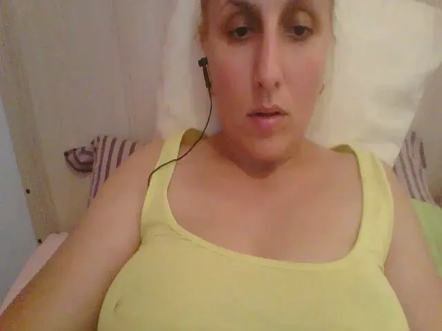 Live sex webcam photo for squirtvicky #256013353
