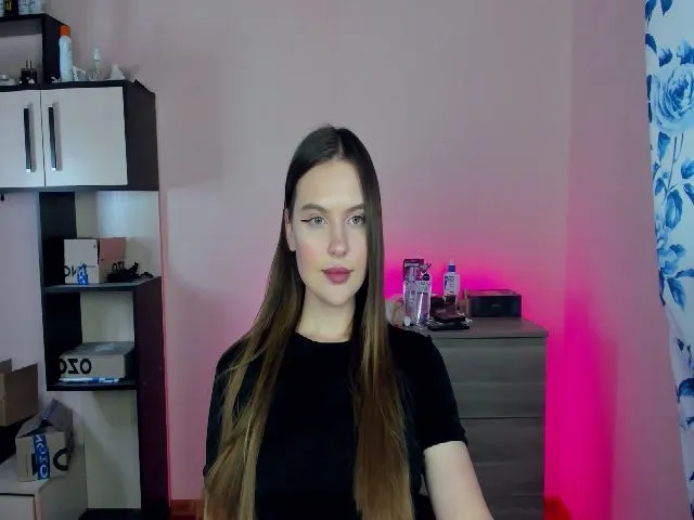 Live sex webcam photo for Daisymarly #256591258