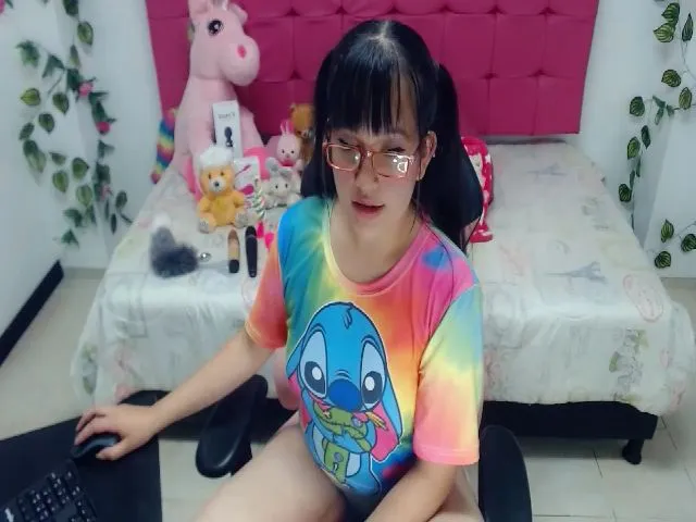 Live sex webcam photo for Pink_queenn #255580706