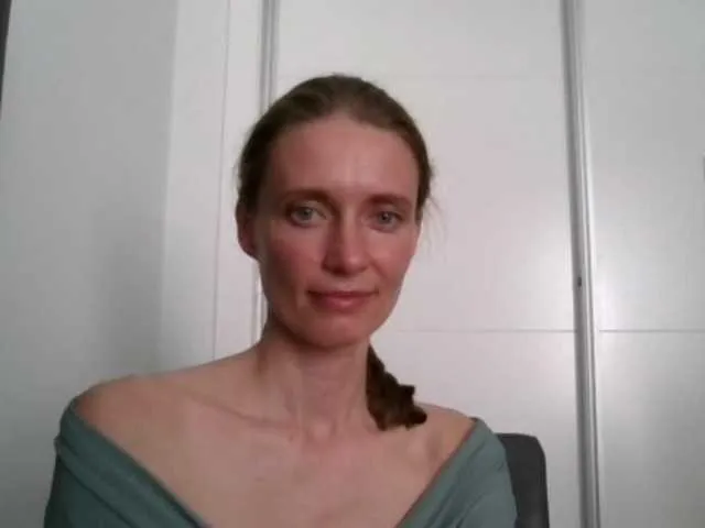 Live sex webcam photo for CelesteKissab #241425417