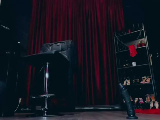 Live sex webcam photo for puffyllove #241230038