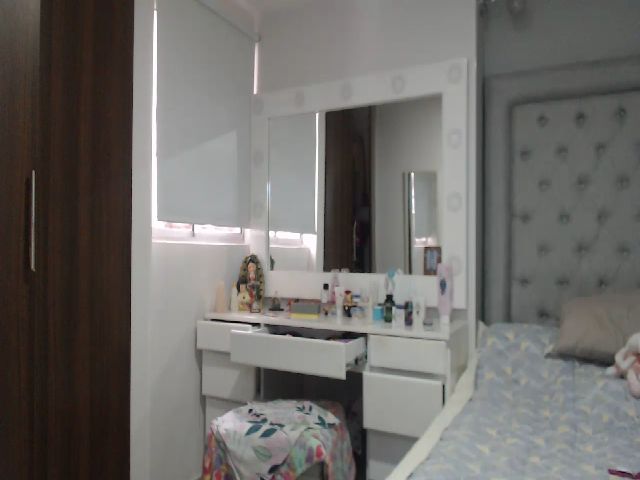 Live sex webcam photo for Anny_Paradise #257617917
