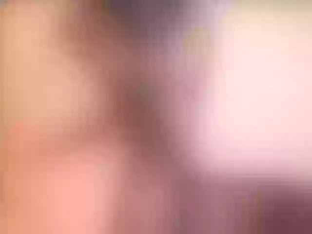 Live sex webcam photo for MISSQUIRTT #255964586