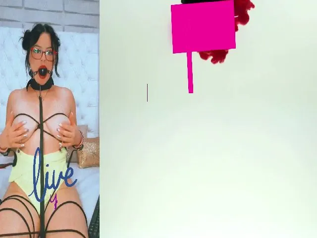 Live sex webcam photo for Esmeralda_R #262332002