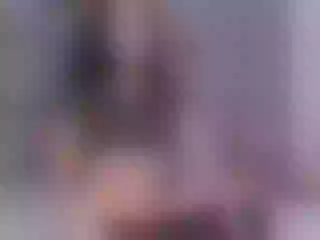 Live sex webcam photo for AliceLeroy #241298033
