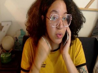 Live sex webcam photo for Sammy_00 #252057953