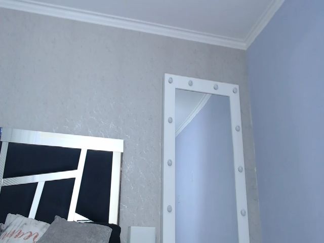 Live sex webcam photo for Pythonissa97 #260671711