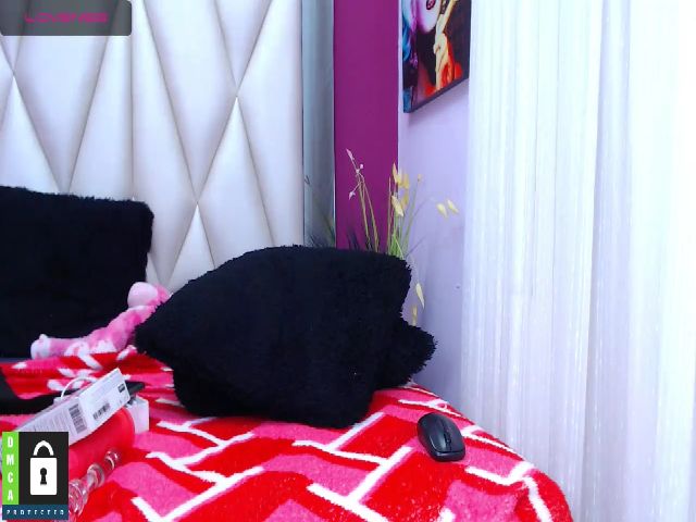 Live sex webcam photo for Tiana_James1 #261957731