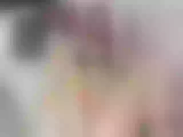 Live sex webcam photo for StormiSquirt #264472186