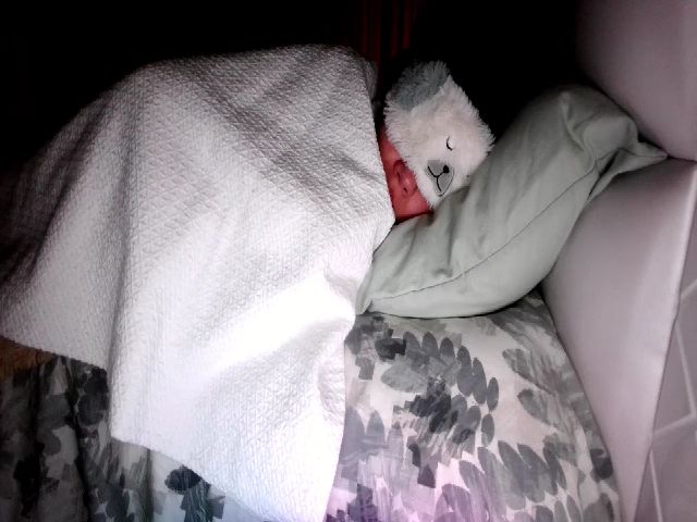 Live sex webcam photo for Einnyn_sweet #262889897