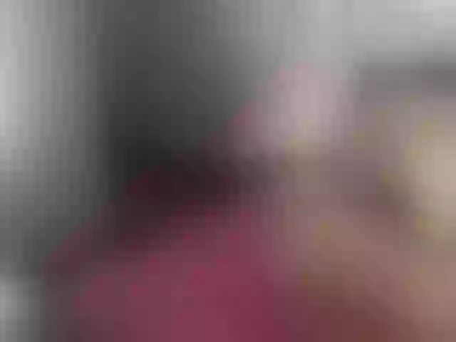 Live sex webcam photo for come2mom #243400907