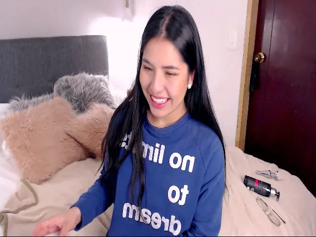 Live sex webcam photo for Tender_lips1 #263956769