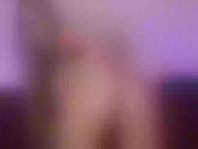 Live sex webcam photo for MinaBabe #261993590