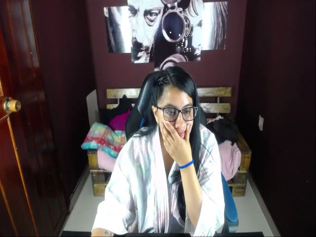 Live sex webcam photo for Hana_cute #254896384