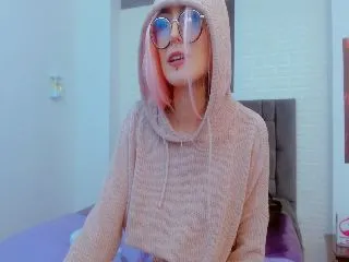 Live sex webcam photo for Violetdarkk #251696545