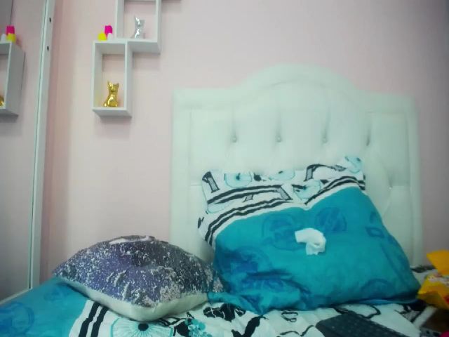 Live sex webcam photo for Petite_camila #287864066