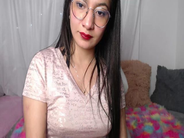 Live sex webcam photo for Pia_Smith_ #257035246