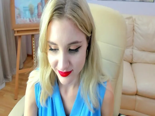 Live sex webcam photo for SusieTurner #252399035