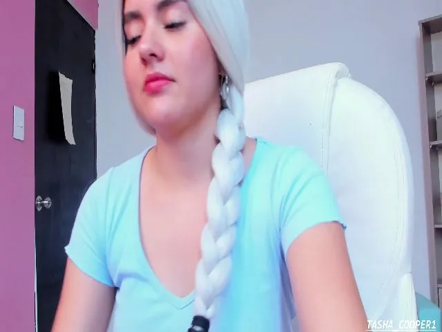 Live sex webcam photo for Tasha_cooper1 #263219797