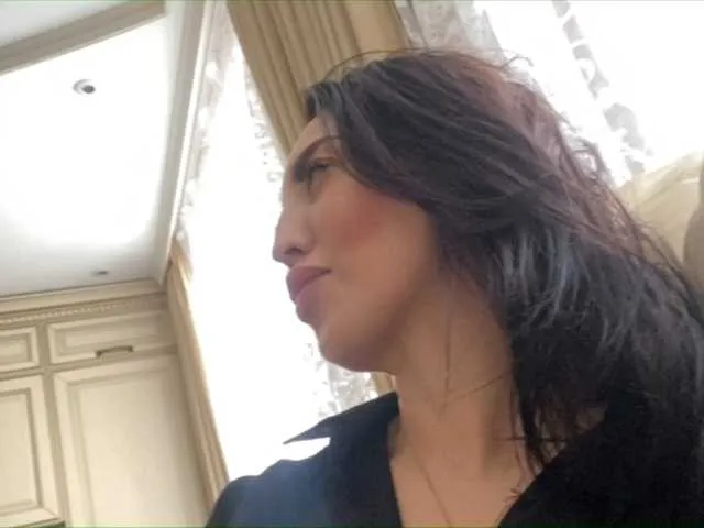 Live sex webcam photo for Maleficenttt #241131295