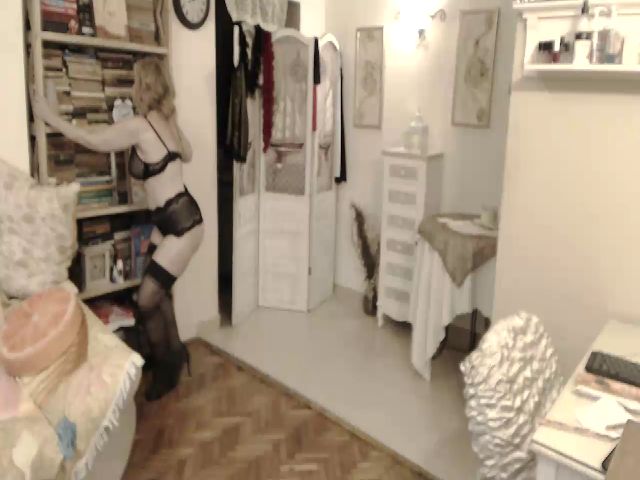 Live sex webcam photo for CHARISS #262732694