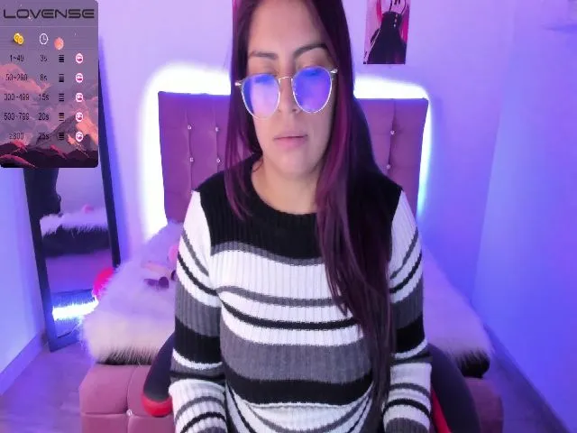 Live sex webcam photo for Irene__larson #262881324