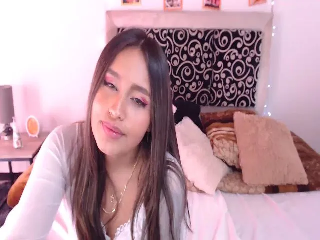 Live sex webcam photo for Litlecapricex #254827524