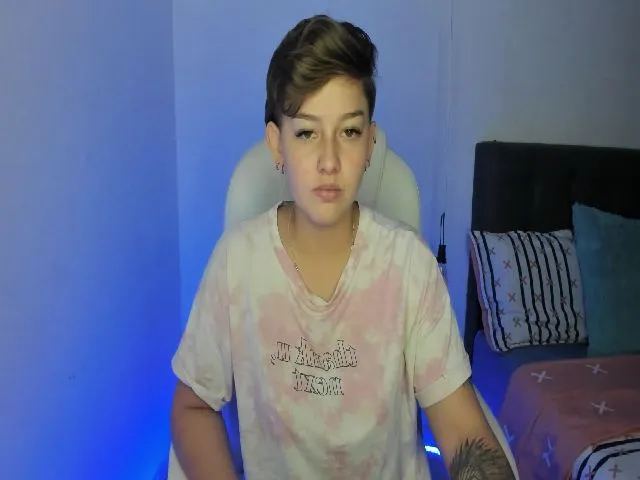 Live sex webcam photo for SalemJimenez #252964907