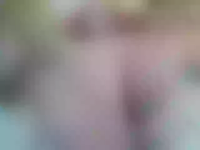 Live sex webcam photo for Mssbombom_ #252453885