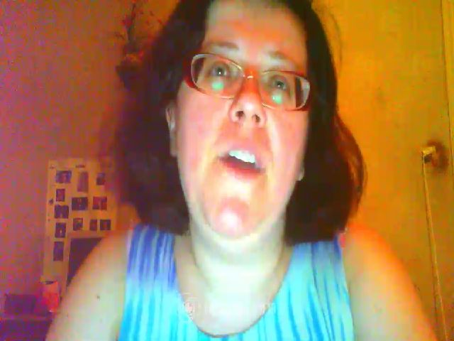 Live sex webcam photo for KittyMieuw #260932856