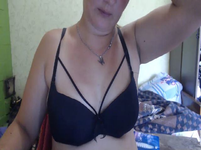 Live sex webcam photo for xxx_butterfly #256257753