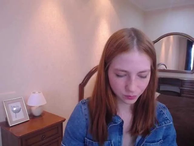 Live sex webcam photo for BeMyKing #245404067