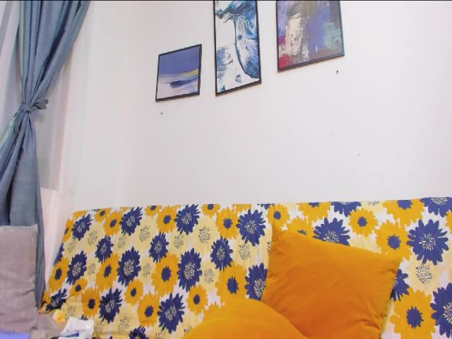 Live sex webcam photo for Blackhot23 #261034346