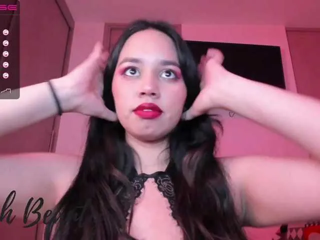 Live sex webcam photo for Noah-Beauty #245259755