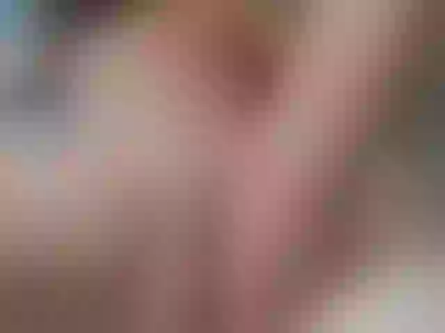 Live sex webcam photo for KianaAnna7 #263241642