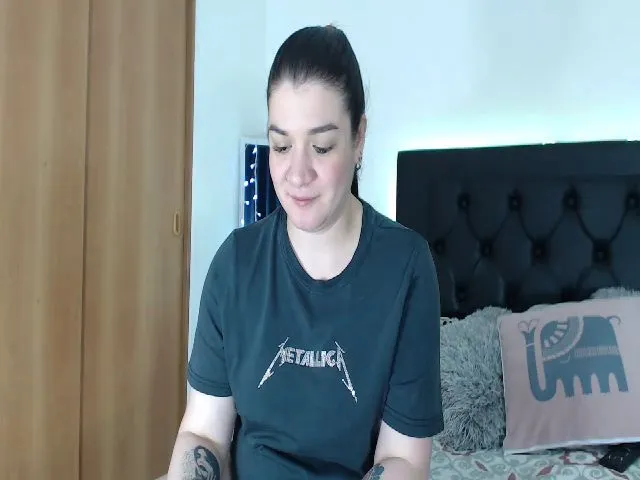 Live sex webcam photo for Abby_owen_ #260572589