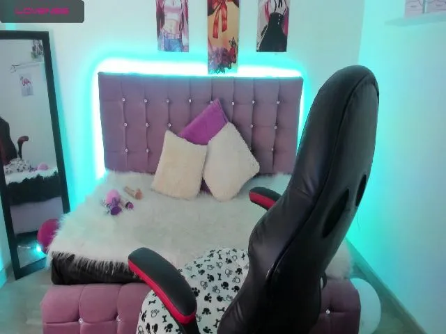 Live sex webcam photo for Irene__larson #262280794