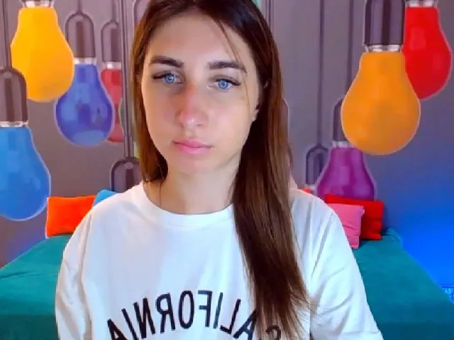 Live sex webcam photo for Izabel_J_ #258583472