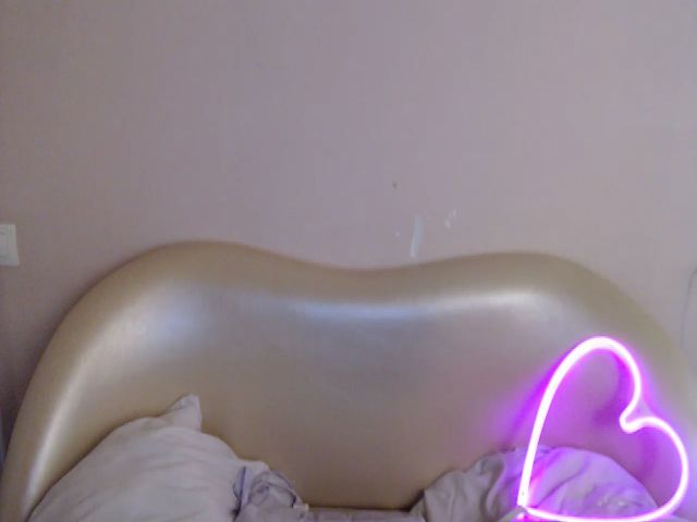 Live sex webcam photo for BennyJi #259821169