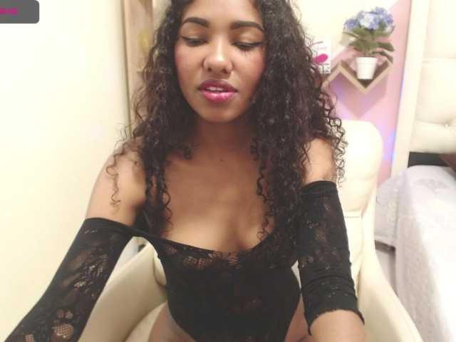 Live sex webcam photo for blaackmoon #253403370