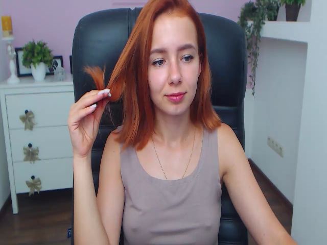 Live sex webcam photo for MircellaGrey #263426718