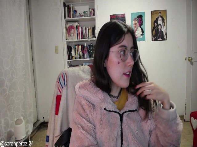 Live sex webcam photo for Cherrybunny21 #253972866