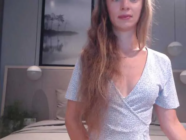 Live sex webcam photo for Shy-SweetGirl #241275929