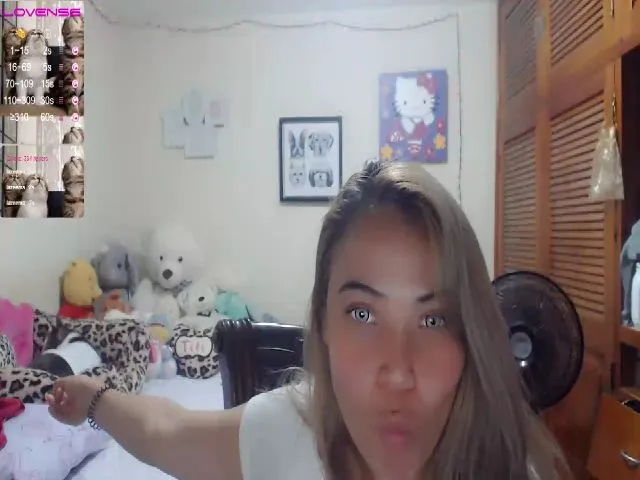 Live sex webcam photo for Meganhill_ #262826763