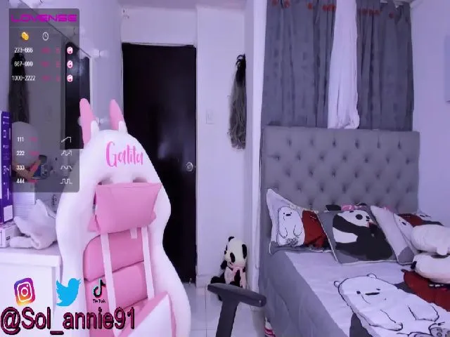 Live sex webcam photo for Anggi_ #259545810