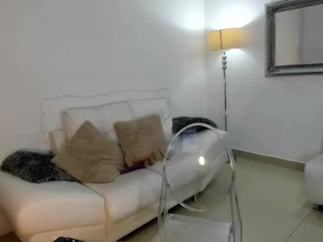 Live sex webcam photo for KellyBrooke #240962395