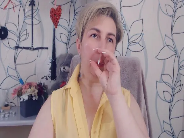 Live sex webcam photo for DepravedMadam #252739460