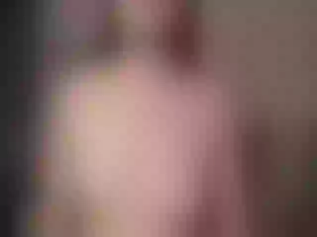 Live sex webcam photo for Noonalatin #254855341