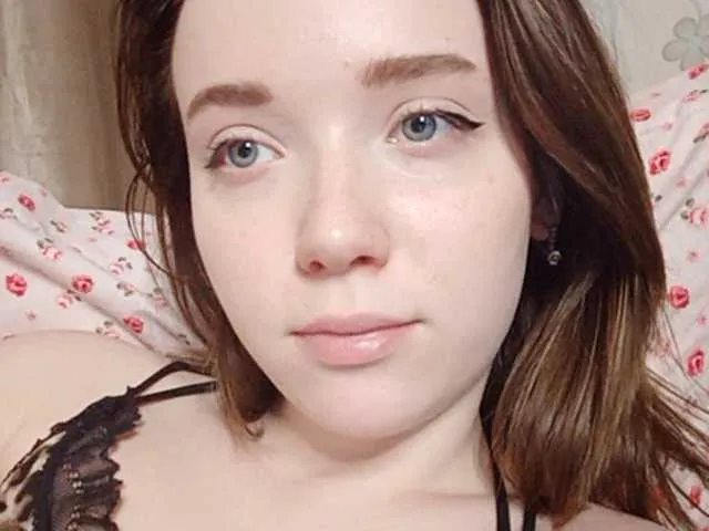 Live sex webcam photo for Ariel006 #241264560