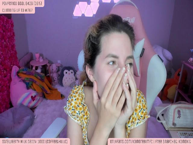 Live sex webcam photo for Komorebi #264807972
